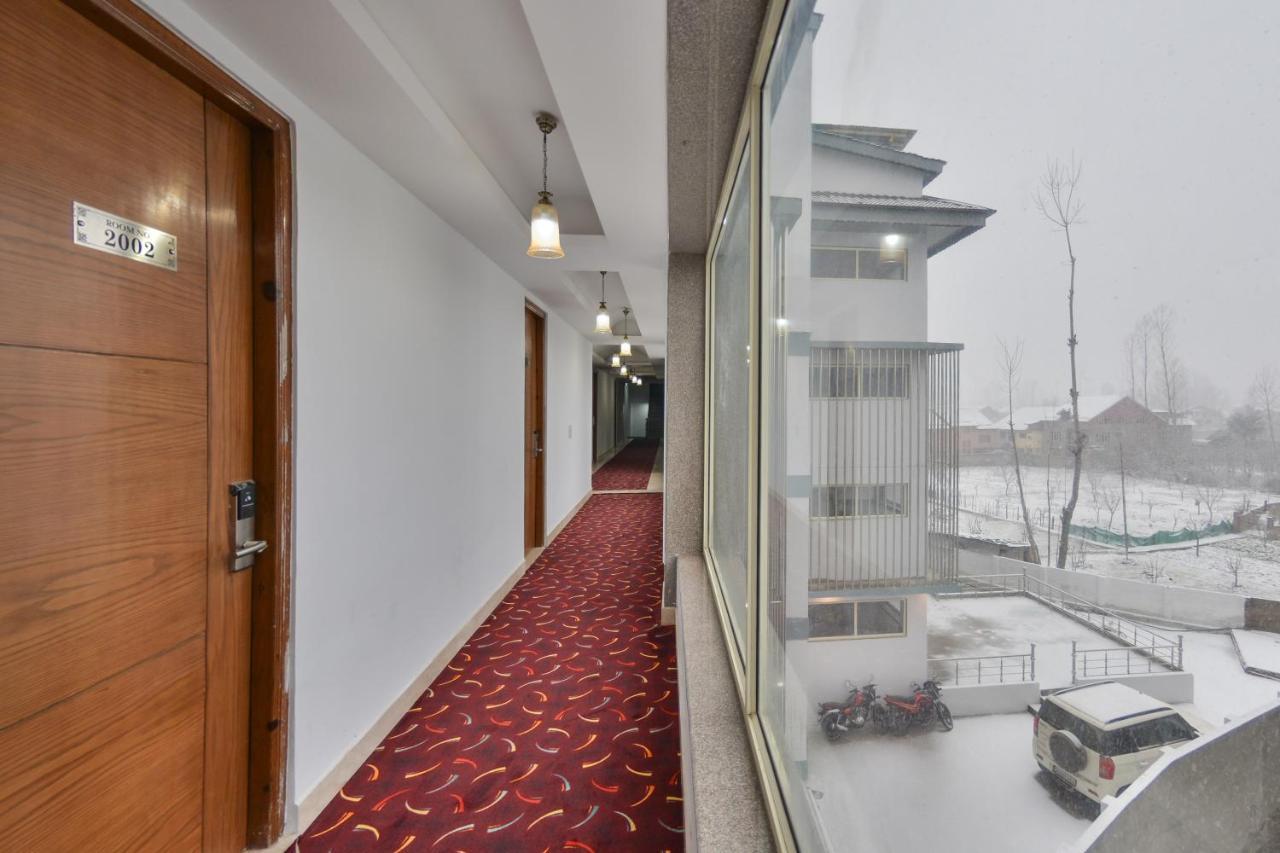 Hotel The Montreal Telbal ภายนอก รูปภาพ