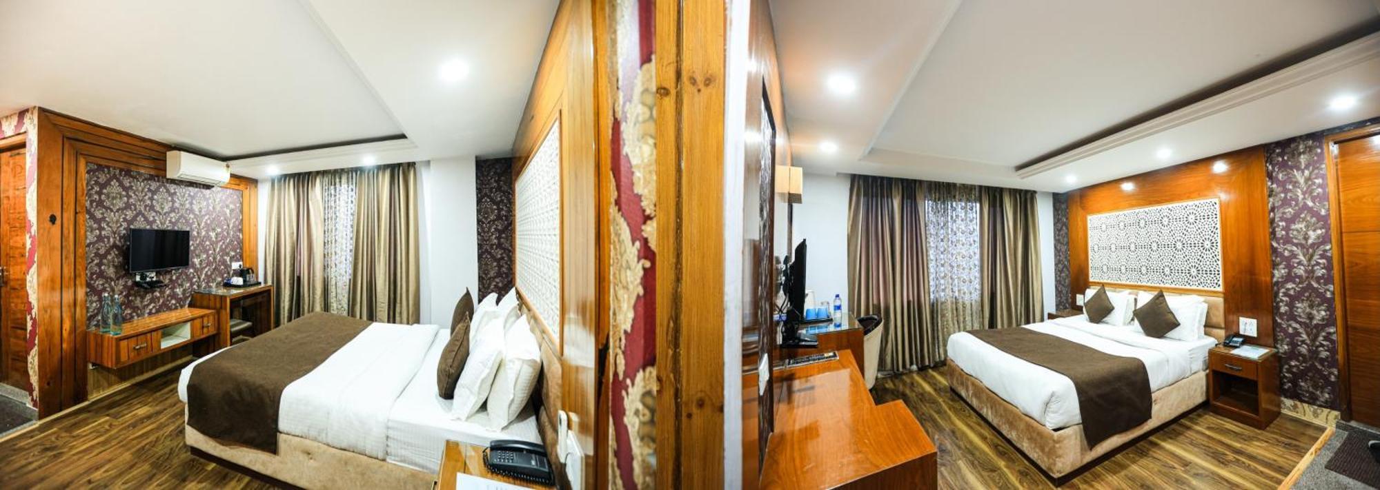 Hotel The Montreal Telbal ภายนอก รูปภาพ
